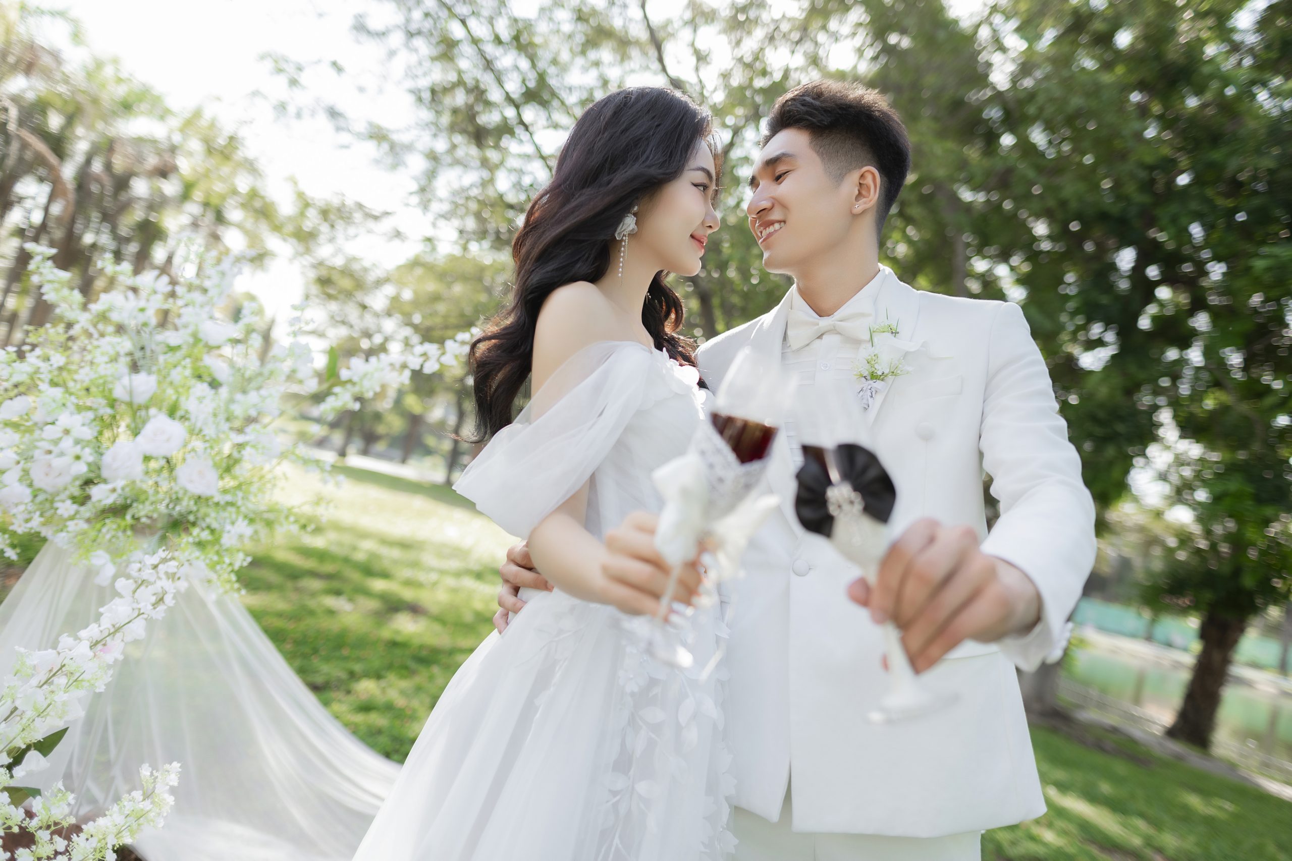 Chụp ảnh cưới thủ dầu một